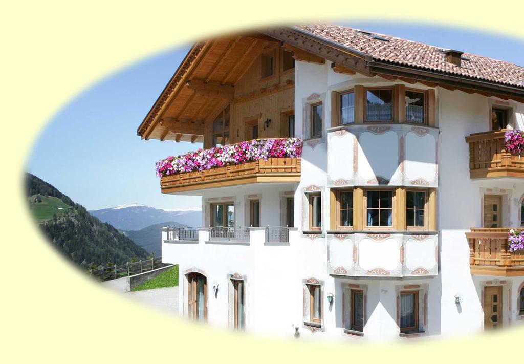 Appartamenti Hetty Santa Cristina Val Gardena Стая снимка